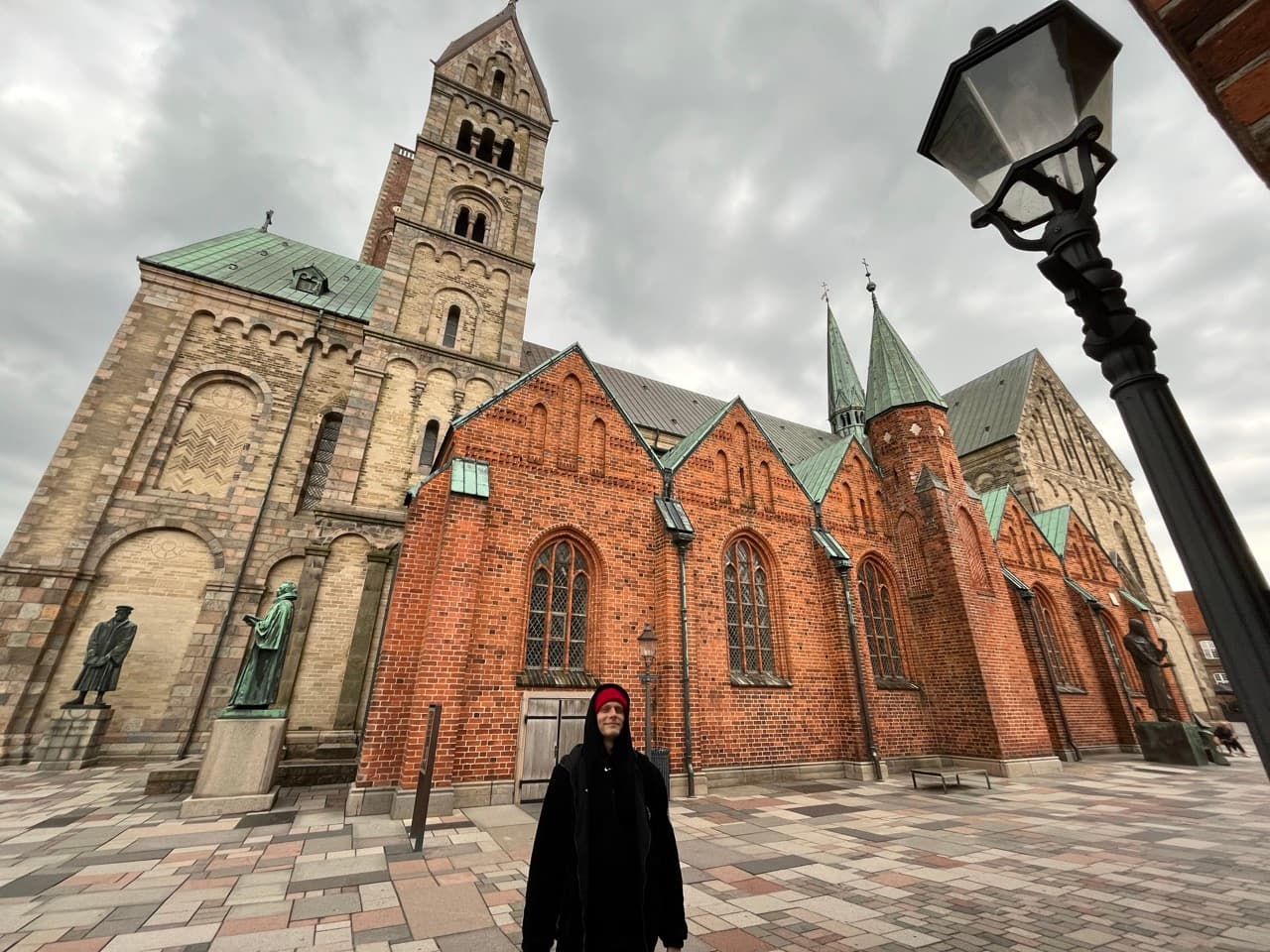 Der majestätische Ribe Dom auf dem Marktplatz - das älteste Gotteshaus Dänemarks