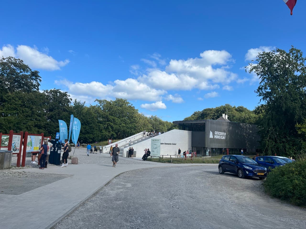 Fossilien sammeln am Kreidestrand von Mons Klint