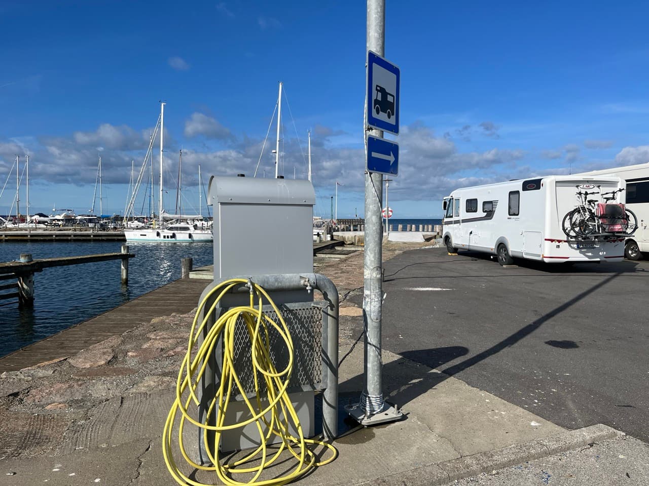 Wohnmobil an einer Ver- und Entsorgungsstation in Skagen