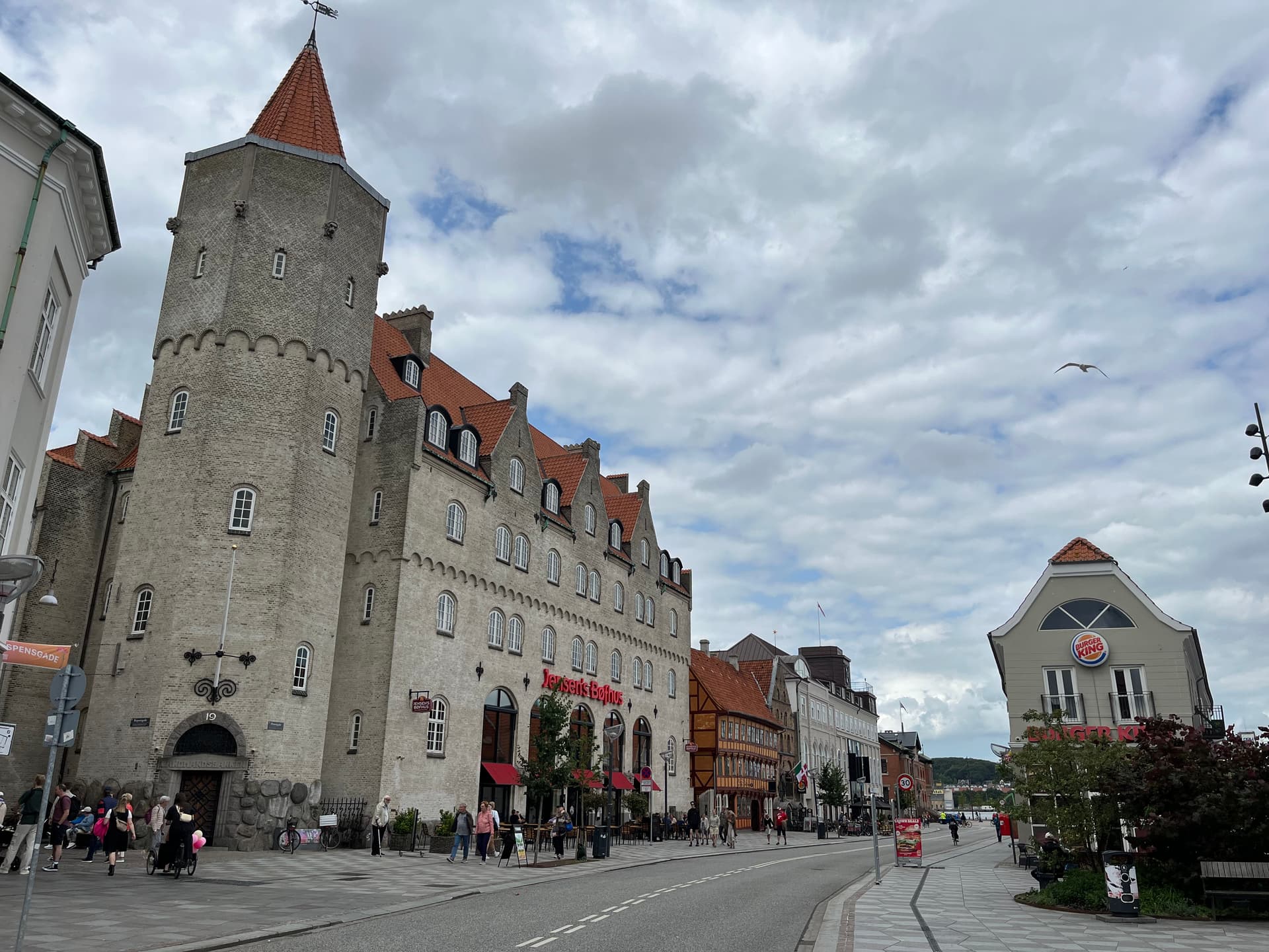 Moderne Architektur am Hafen von Aalborg - Kulturelle Sehenswürdigkeiten in Dänemark
