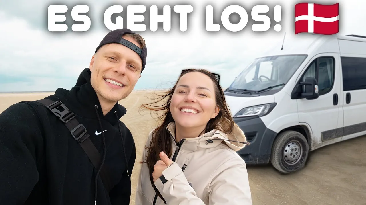 Mark und Lara mit ihrem selbst ausgebauten Campervan zum Start ihrer Dänemark-Reise