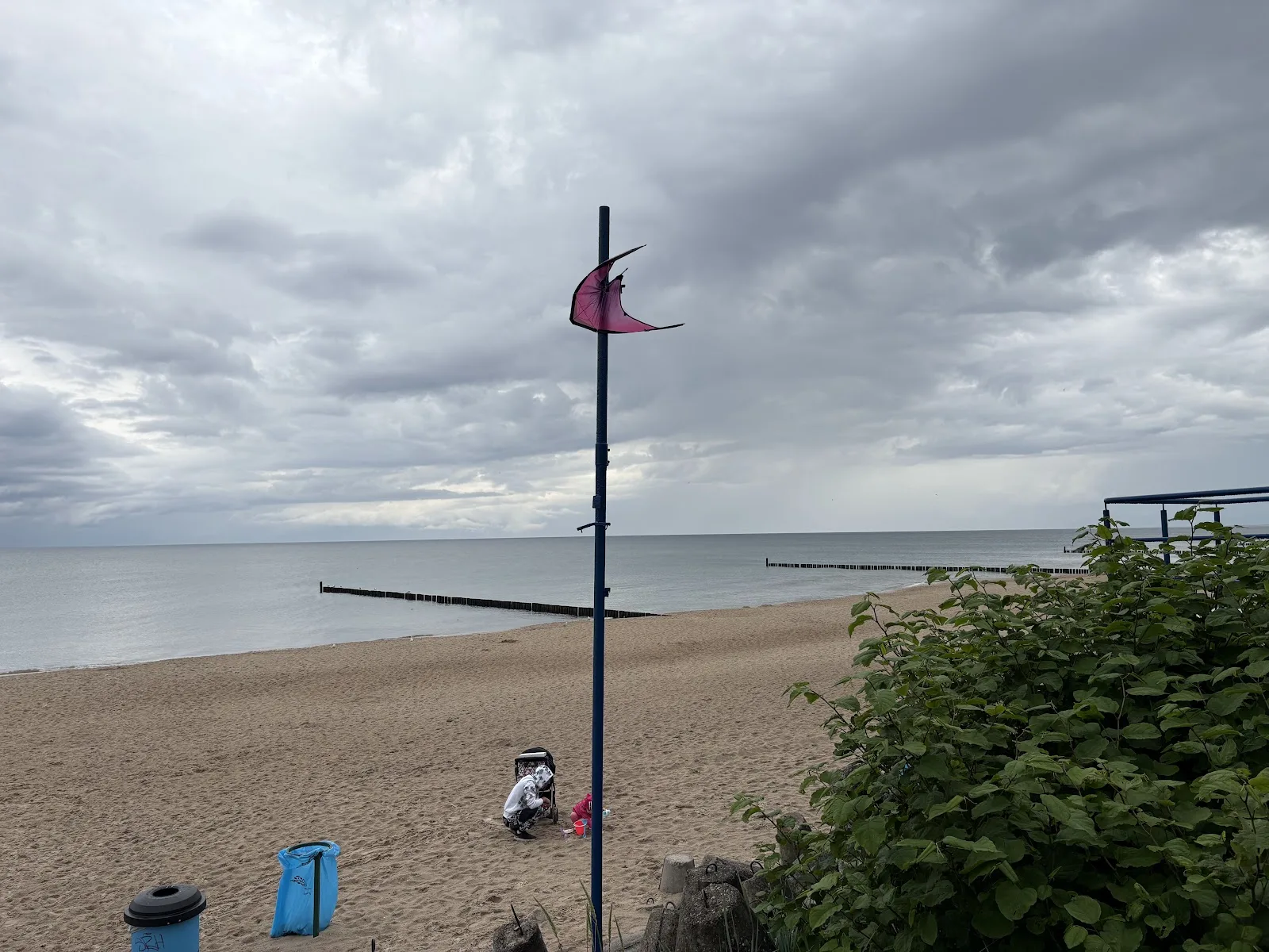 Breiter Sandstrand Kolberg an der polnischen Ostsee