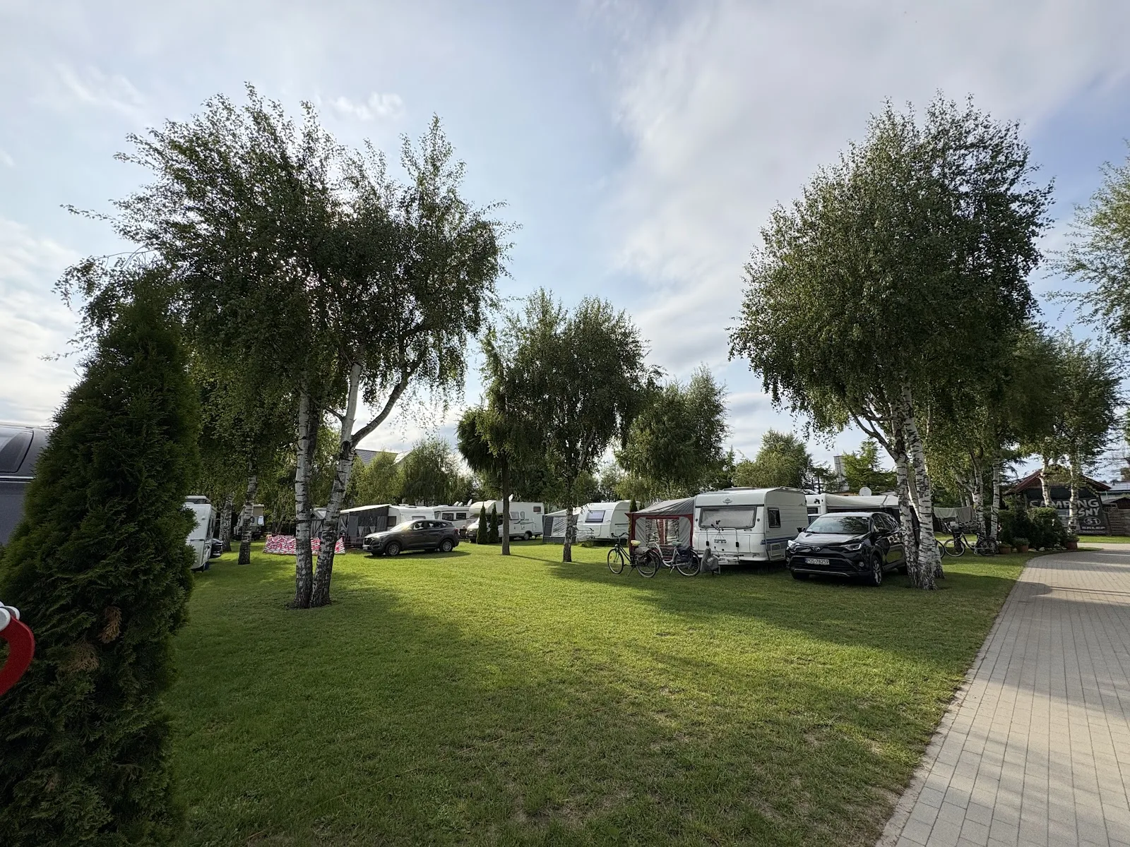 Camping Forest Łeba – Stellplatz am Waldrand zwischen Stadt und Strand
