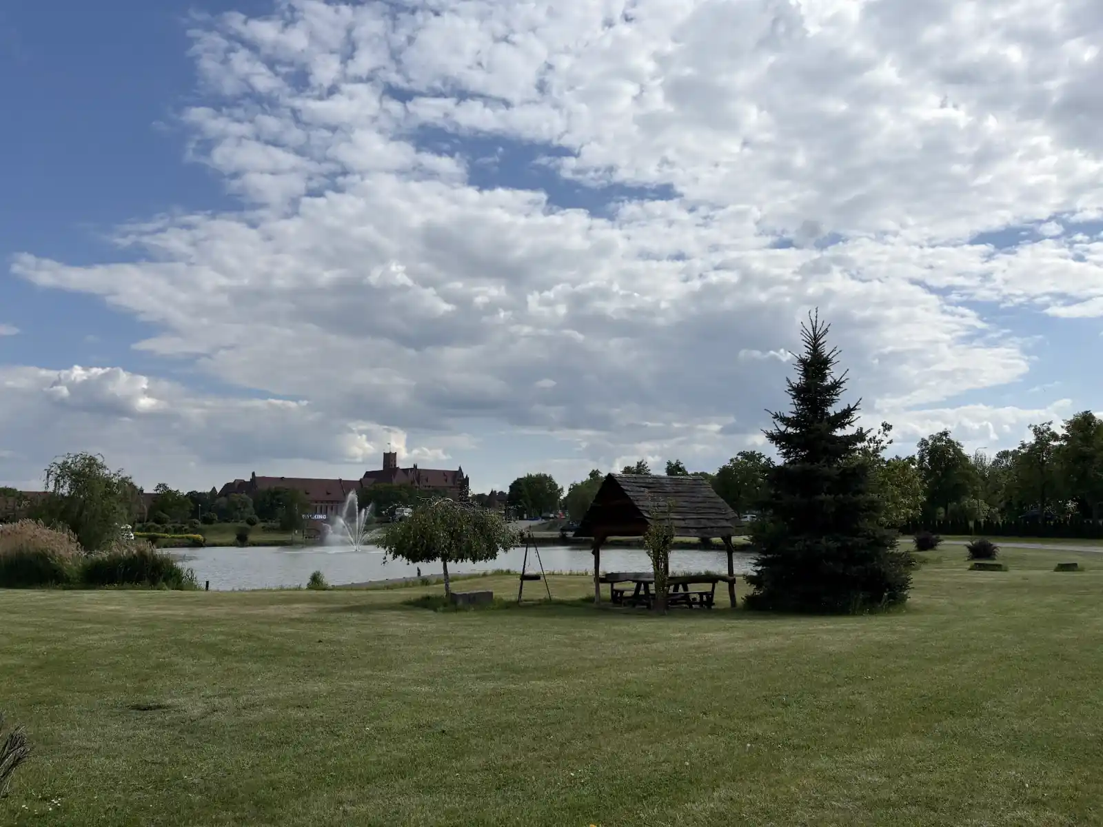 Camping Nad Stawem Malbork: Stellplatz Marienburg Wohnmobil